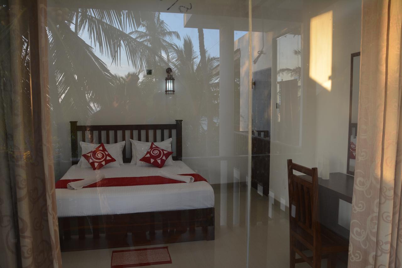 Sea View Tourist Inn Tangalle Extérieur photo