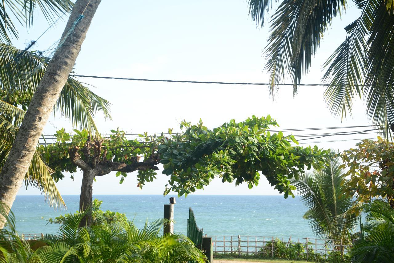 Sea View Tourist Inn Tangalle Extérieur photo