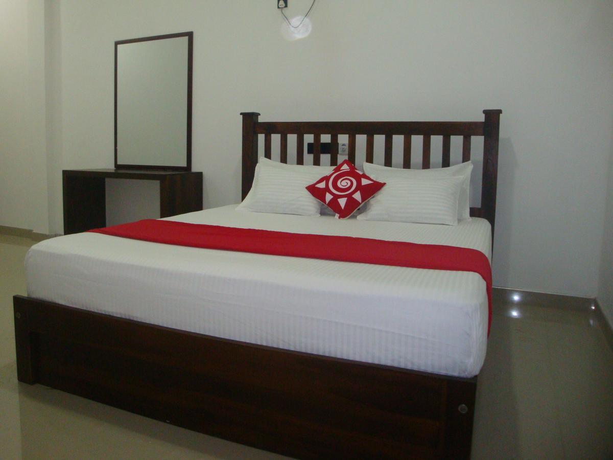 Sea View Tourist Inn Tangalle Extérieur photo