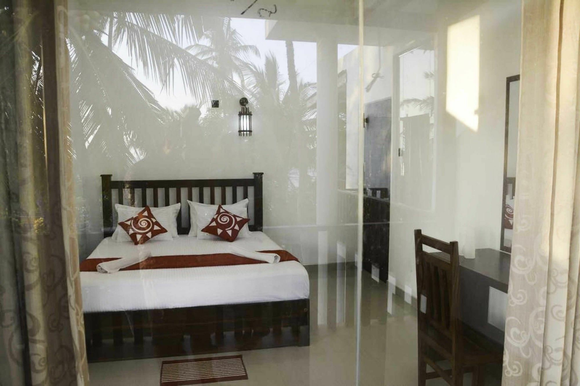 Sea View Tourist Inn Tangalle Extérieur photo
